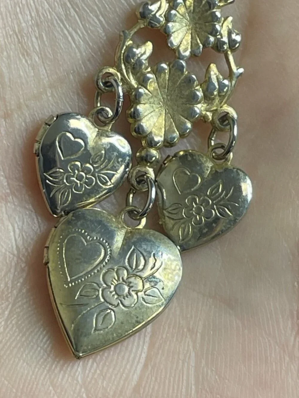 Vintage Gold-Tone Bow Brooch With 3 Dangle Heart Lockets READ